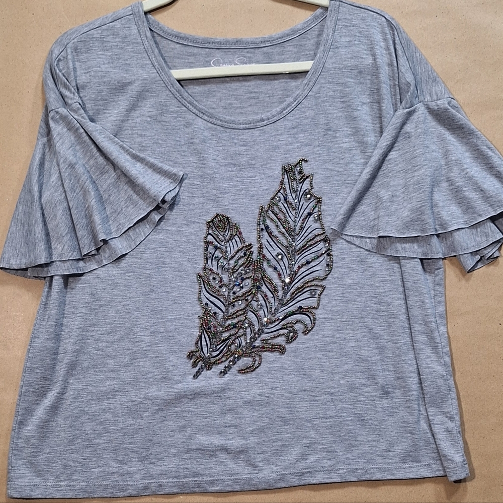 Jessica Simpson Light Gray Feather Accent Top, L
